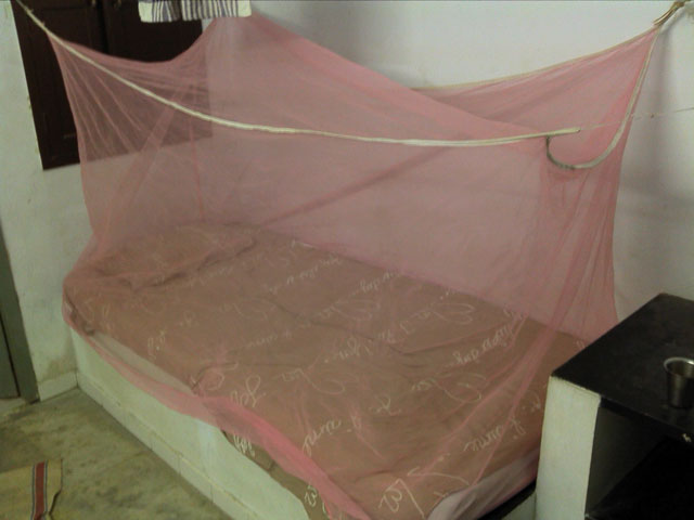 Випассана кровать