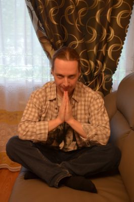 Featured image for Випассана — что это такое? Как я сидел в «добровольной тюрьме». Почему Випассана — не практика молчания